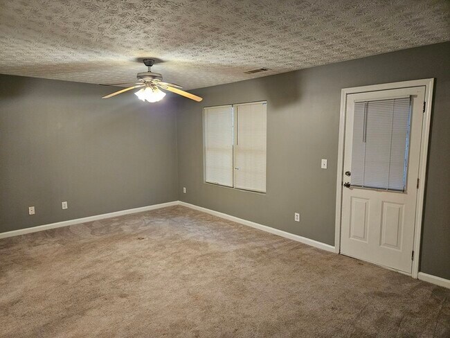 Foto del edificio - 3Bed 2.5 Town Home