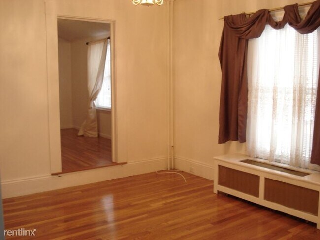 Foto del edificio - 2 br, 1 bath Apartment - 11 Smith Ct,