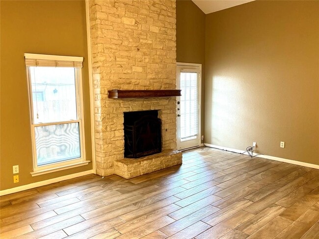 Foto del edificio - 314 Tamara Dr