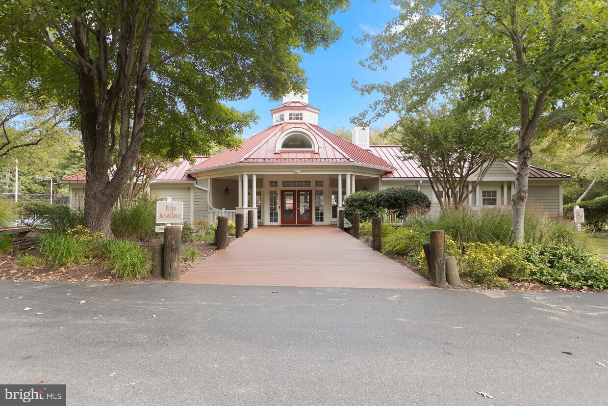 1021 Leeward Way Unit 1023, Solomons, MD 20688 Room for Rent in