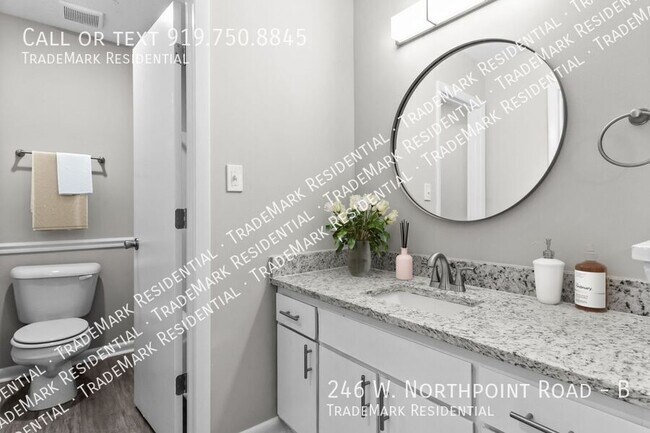 Foto del edificio - 246 W Northpoint Rd