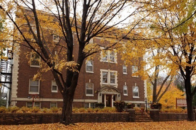 Primary Photo - 443 Ashland Ave