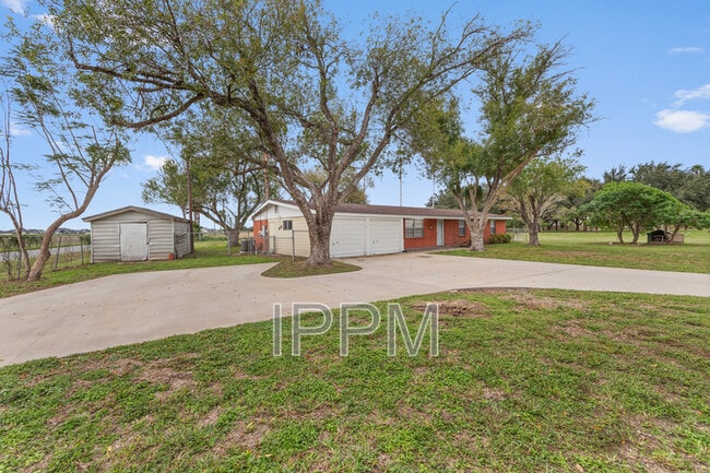 Building Photo - 26219 Bass Blvd