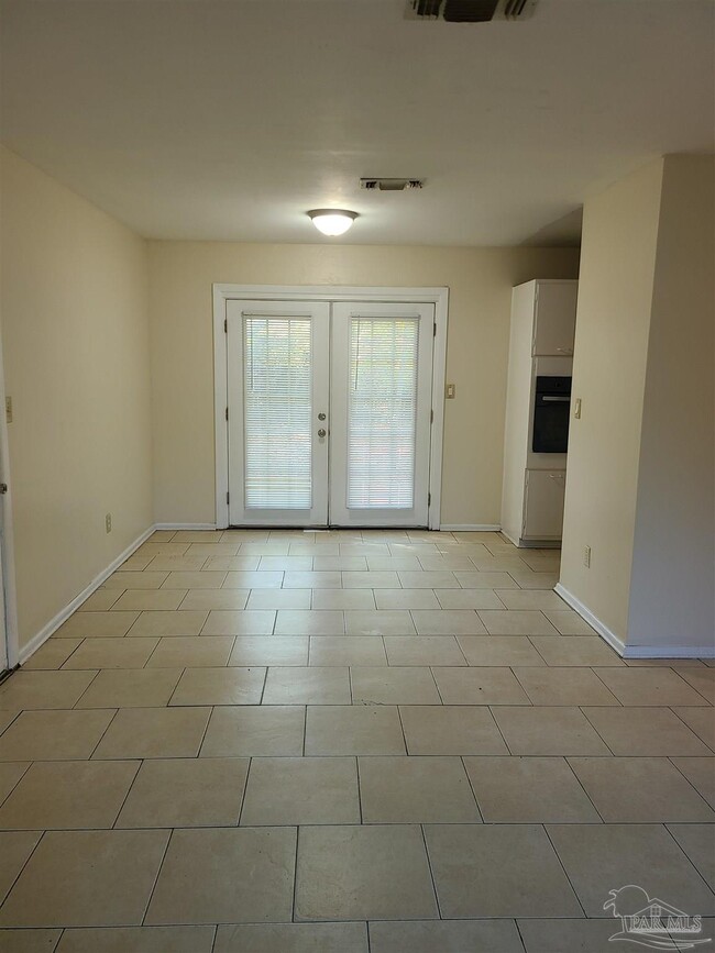 Foto del edificio - 903 E Montclair Rd