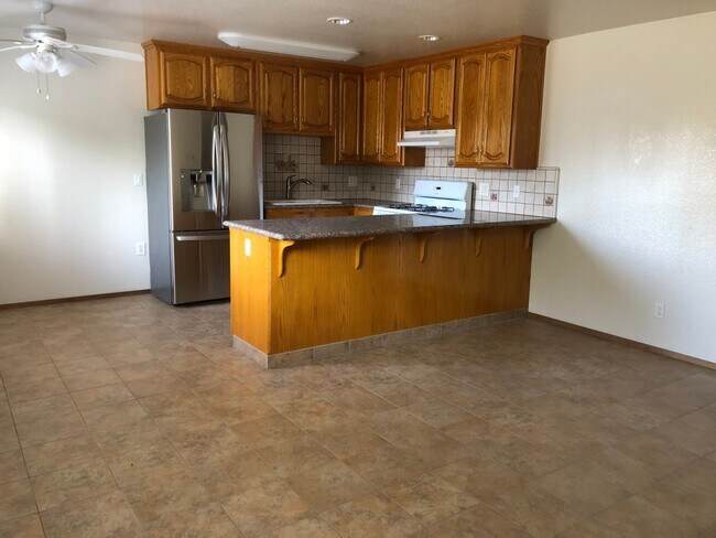 Foto del edificio - 1101 Civic Center Dr