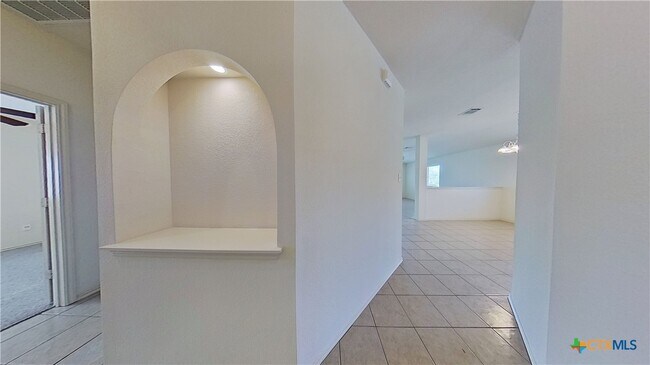 Foto del edificio - 1119 Whitley Dr