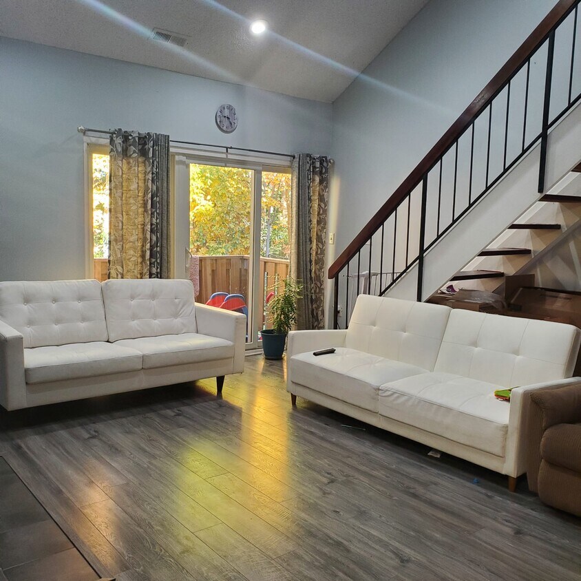 Living room - 9204 Tamarron Dr