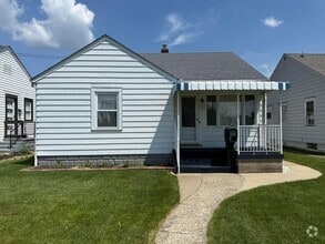 Building Photo - 1317 E Wheeling St