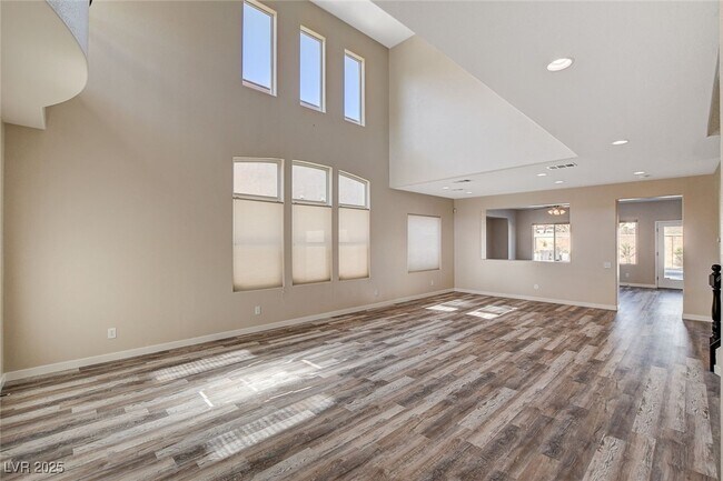 Building Photo - 2536 Sturrock Dr