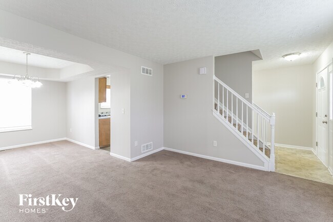 Building Photo - 2770 Beal Dr