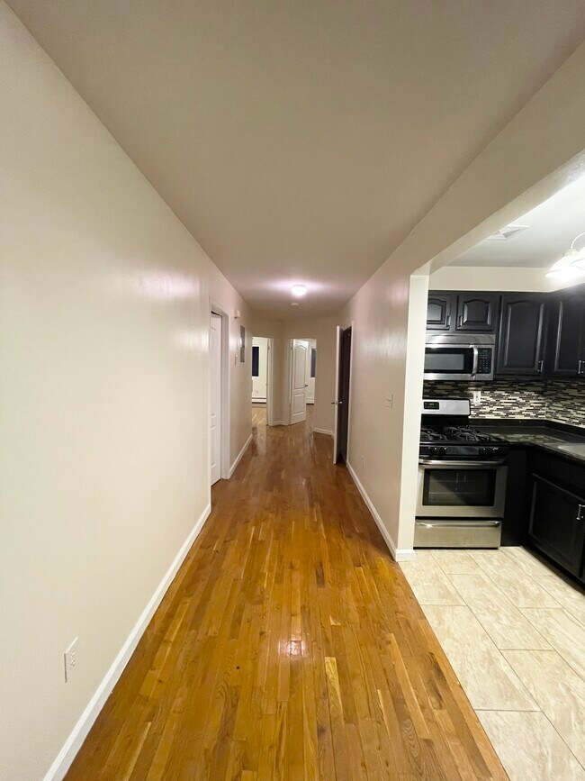 Foto del edificio - 2818 Albemarle Rd