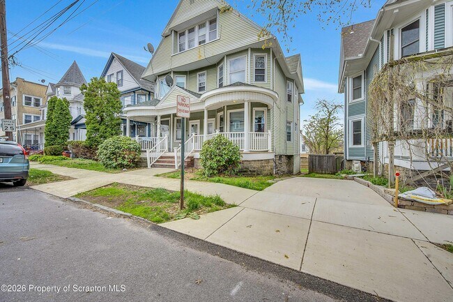 Foto del edificio - 439 Wheeler Ave