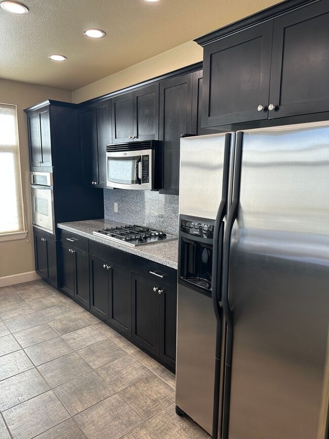 Building Photo - Downtown Boise Condo Living