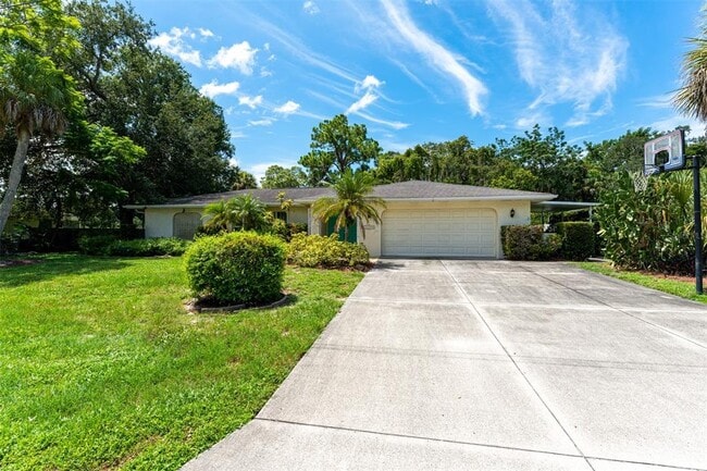 Building Photo - 1309 E Gate Dr