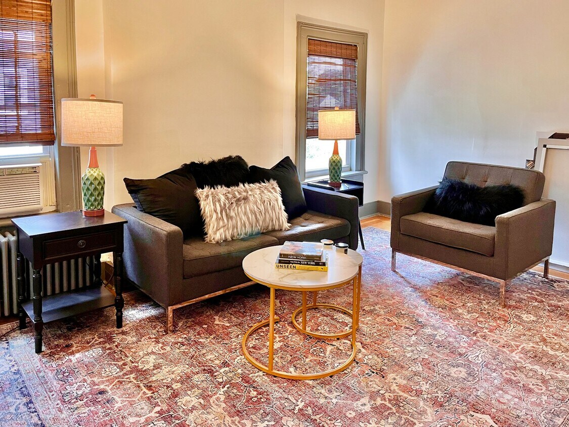 Foto principal - 710 3rd Ave
