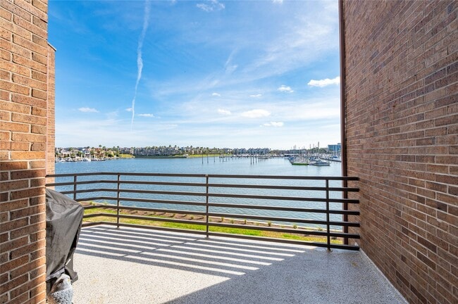 Building Photo - 1801 Enterprise Ave