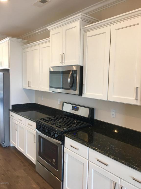 Building Photo - RIVER LIGHTS