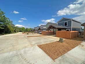 Building Photo - 1 Estes Wy