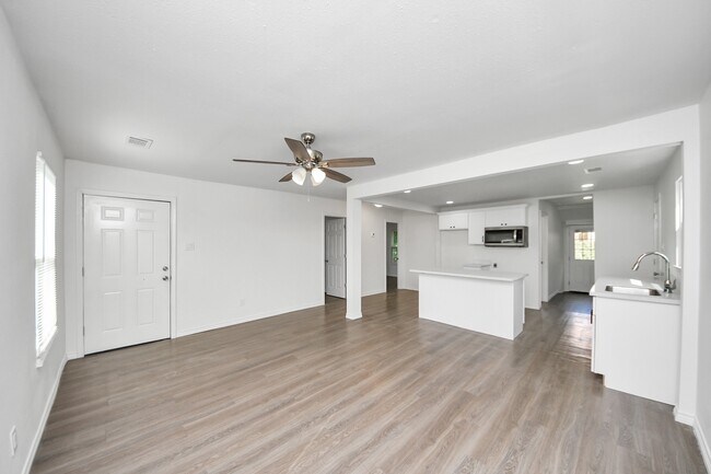 Foto del edificio - 7004 Conley St