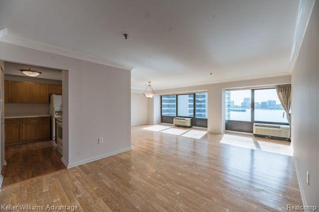 Foto del edificio - 1001 W Jefferson Ave