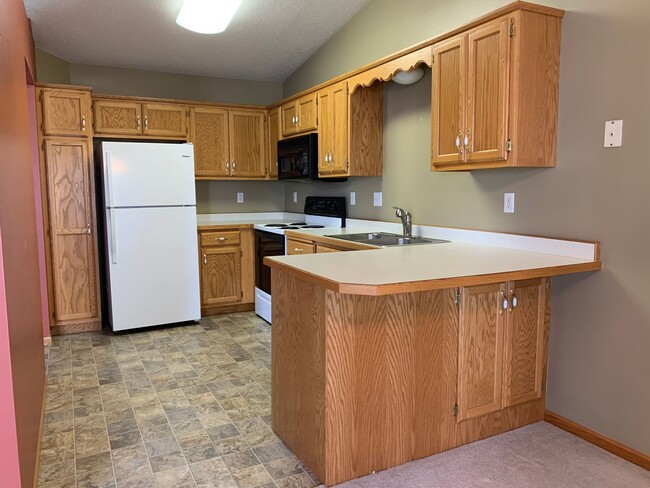 Foto del edificio - 3 Bedroom Twinhome in South Fargo!!