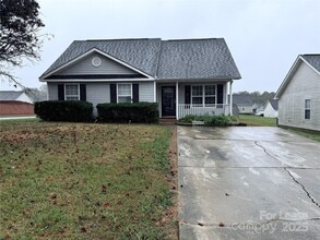 Building Photo - 4140 Rosy Mound Ln