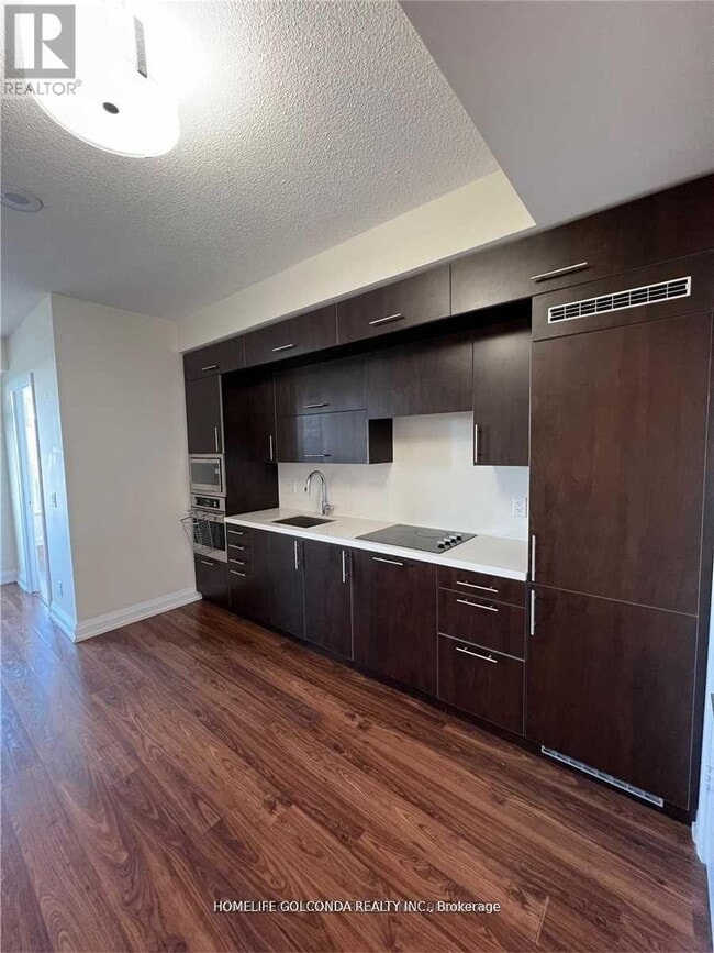 Building Photo - 2 Anndale Dr