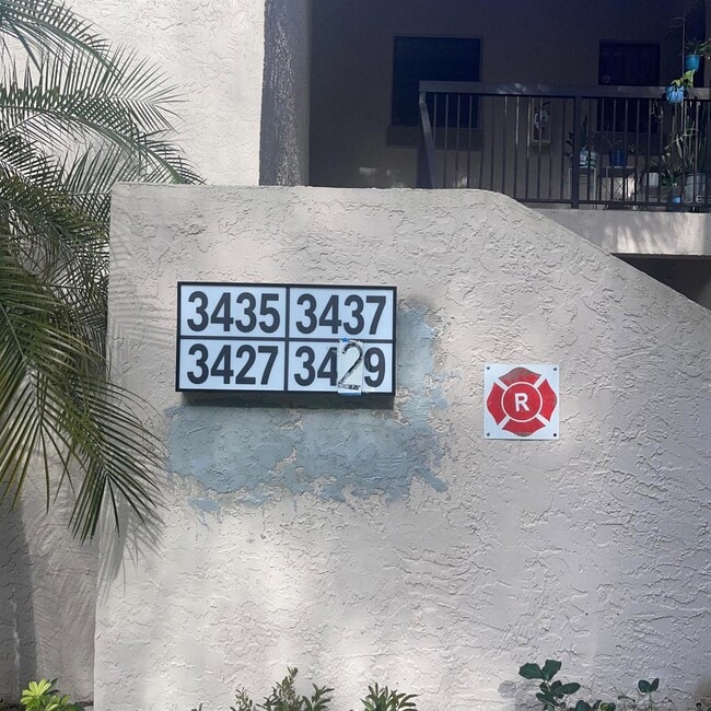 Foto del edificio - 3427 NW 47th Ave