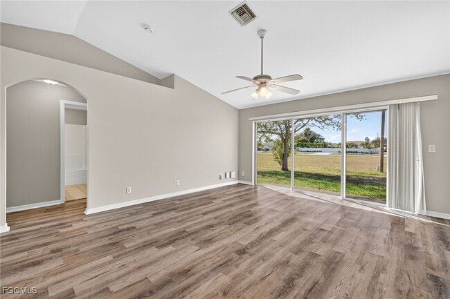 Building Photo - 1826 NE 18th Ave