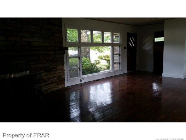 Building Photo - 606 Faison Ave
