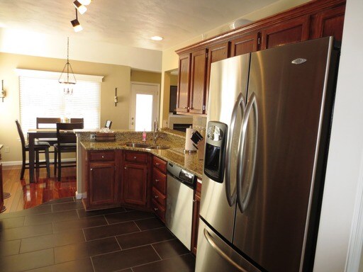 Building Photo - 2633 Pulaski Loop
