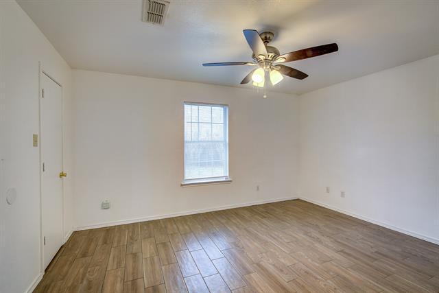 Building Photo - 508 Kings Way Dr