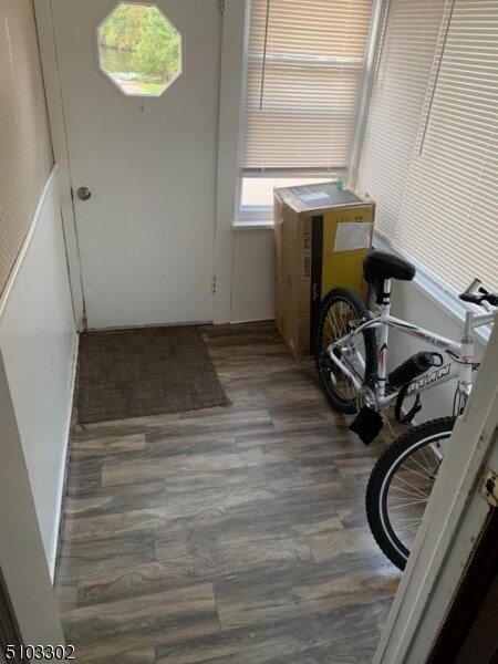 Building Photo - 151 Island Ave