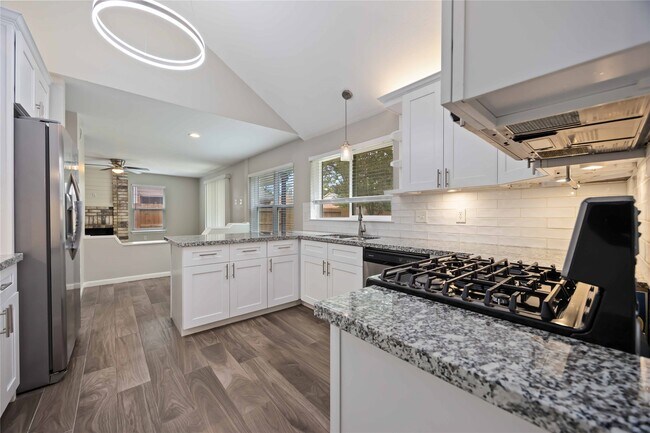 Foto del edificio - 10502 Goldfield Ln