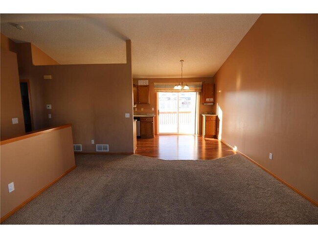 Foto del edificio - 2084 Brittany Ct