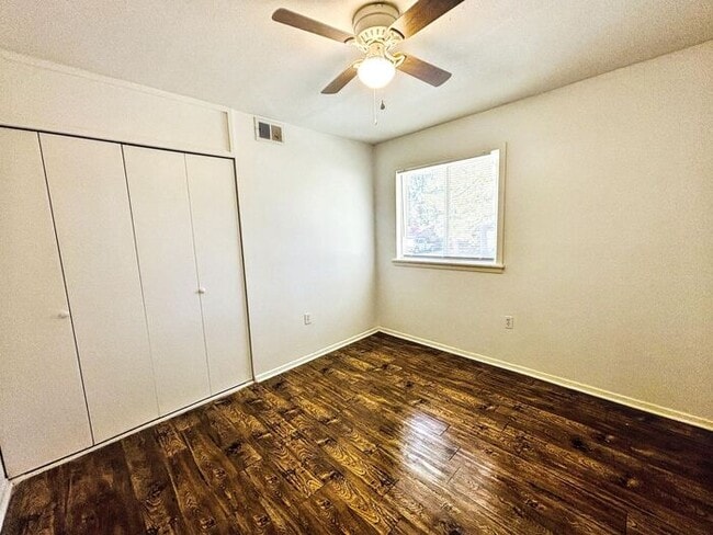 Building Photo - Charming 3-Bedroom Home with Modern Comfor...