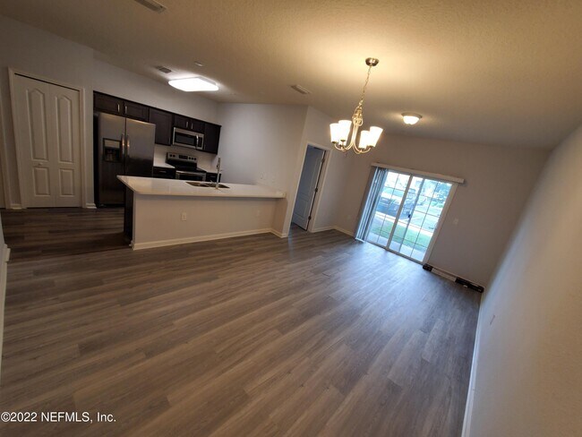 Building Photo - 4932 Key Lime Dr