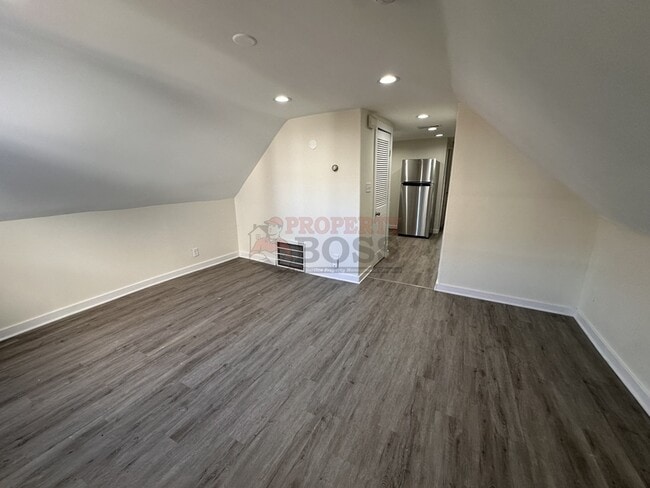 Building Photo - 3826 Butternut St