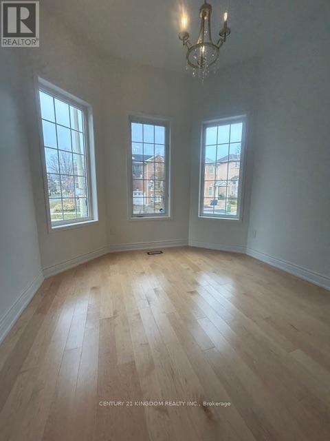 Photo du bâtiment - 1 Seton Park Rd