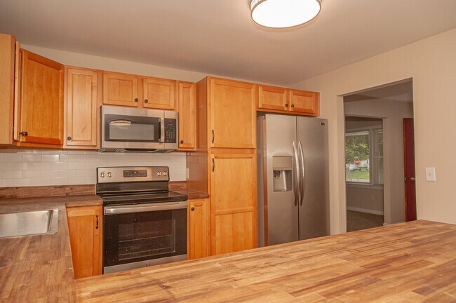Foto del edificio - 699 S Old Mill Rd