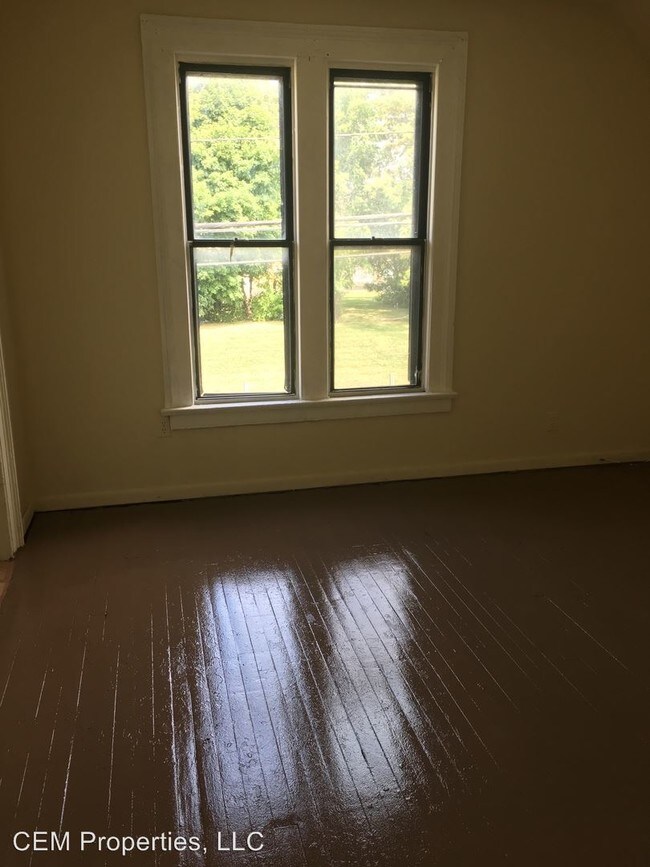 Building Photo - 2 br, 1 bath Apartment - 85 Saratoga Ave