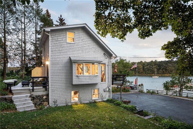 Foto del edificio - 110 Rocky Hollow Rd