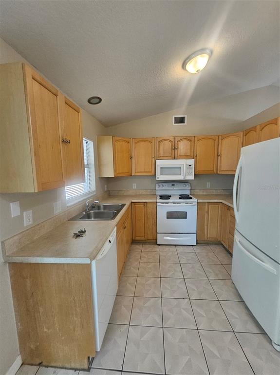 Foto del edificio - 1427 Hayworth Rd