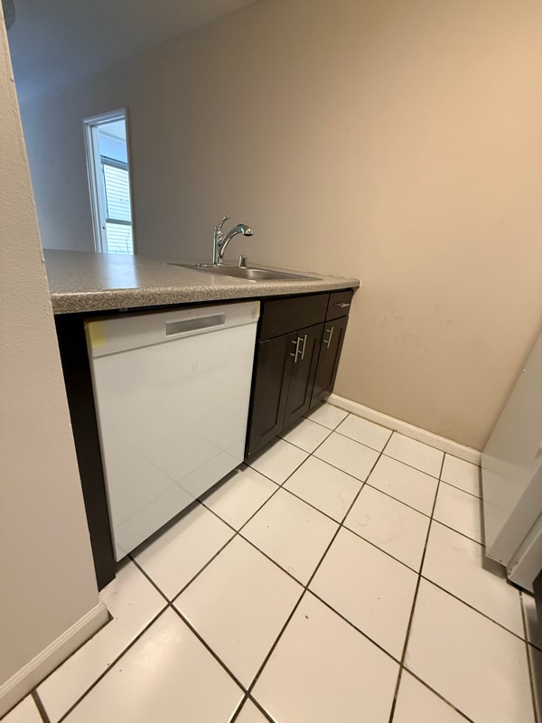 Building Photo - 3438 N Oakland Ave