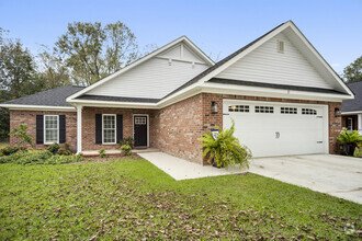 Building Photo - 34 Grove Cir