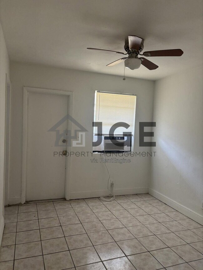 Foto del edificio - 724 NW 4th Ave