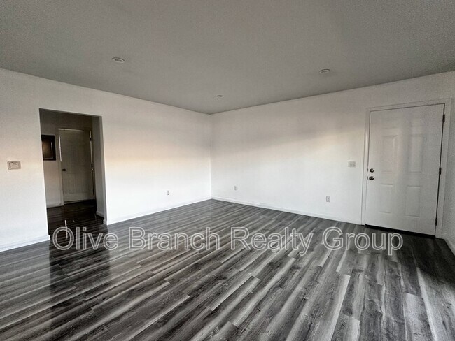 Foto del edificio - 7546 Norton Ave