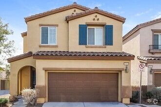 Building Photo - 10563 La Campana St