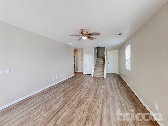 Building Photo - 11729 Giles St