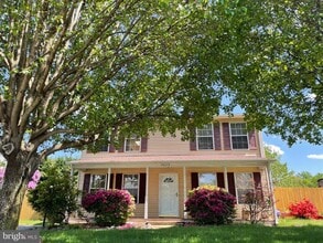 Building Photo - 5823 Riverside Dr